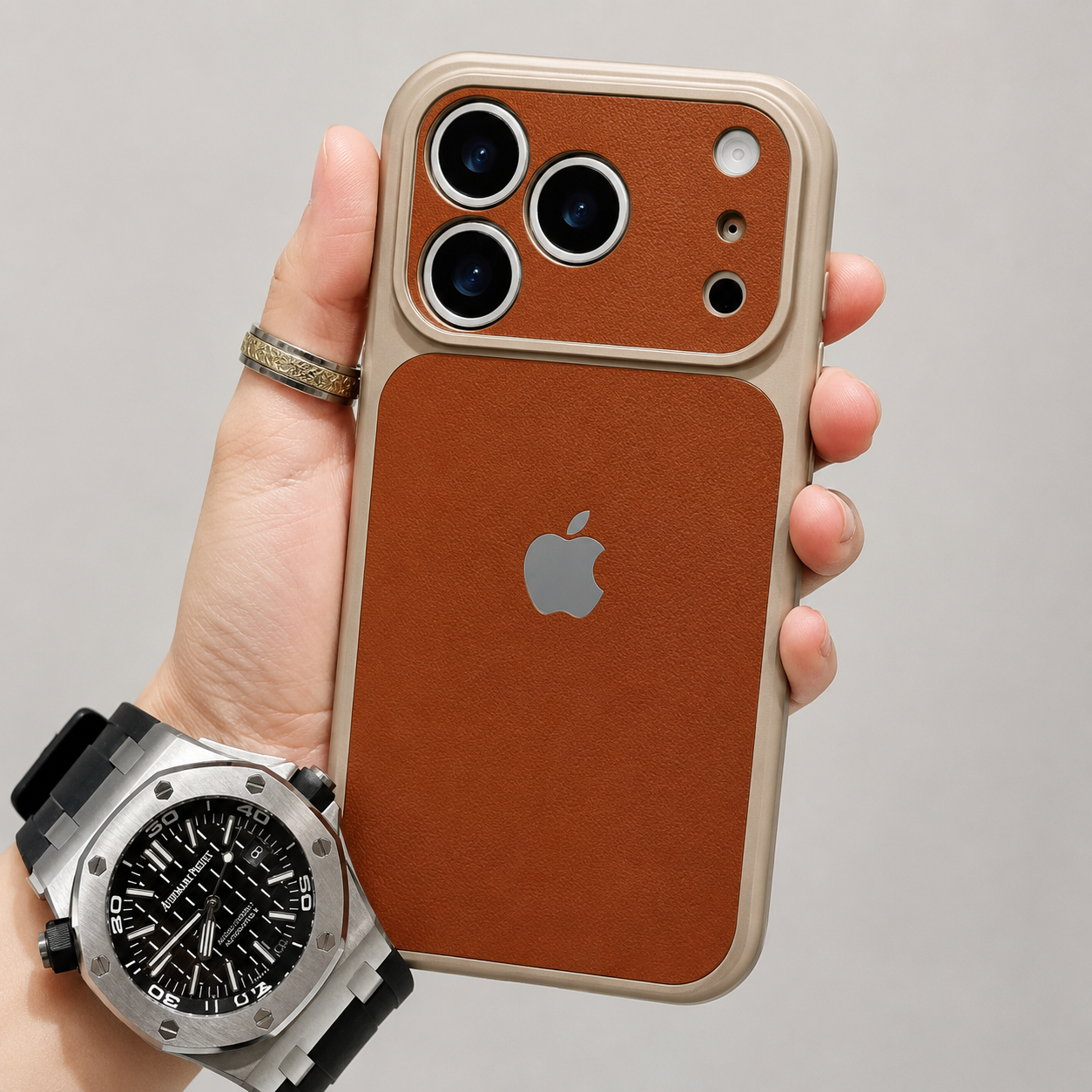 Minimal Aura Leather Finish Case