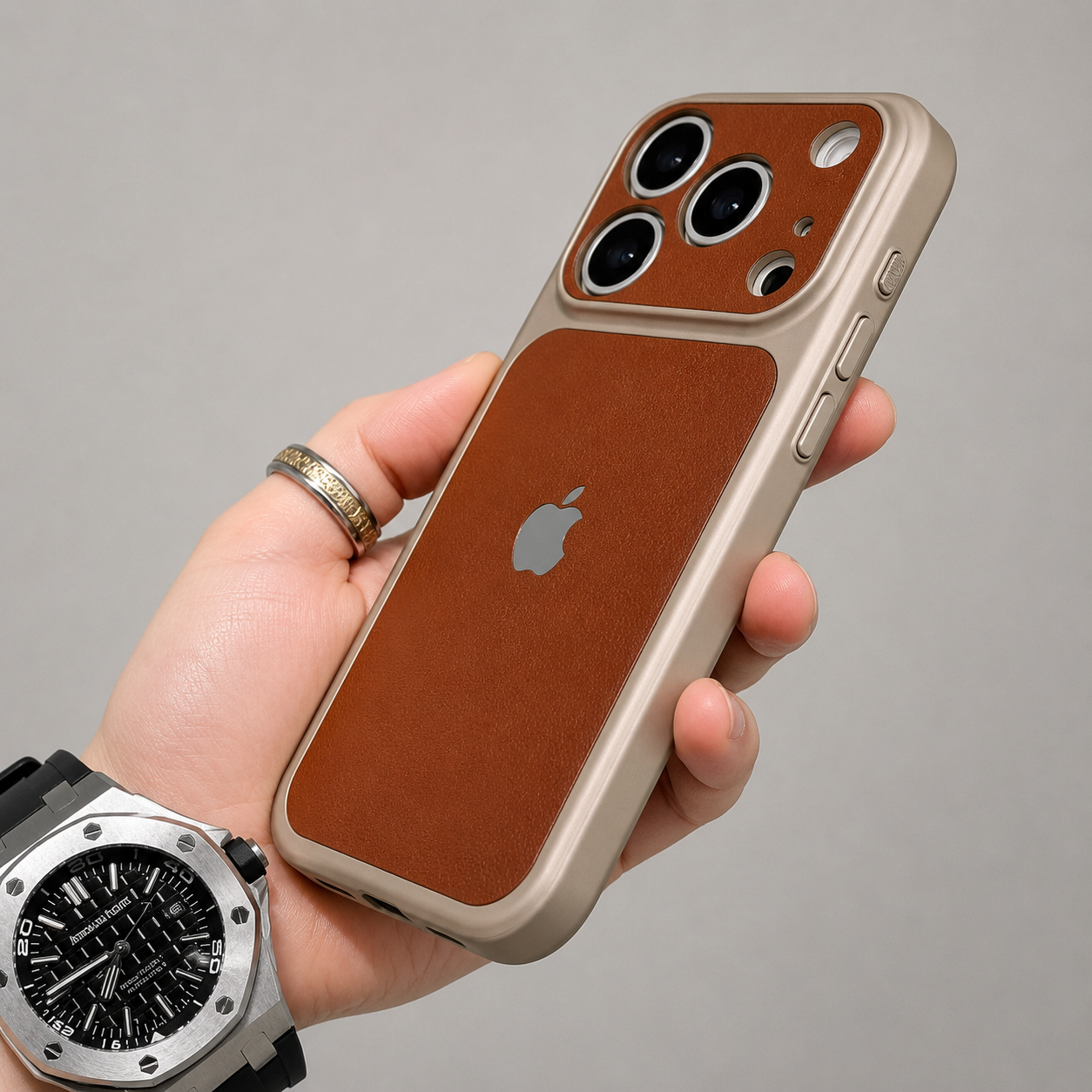 Minimal Aura Leather Finish Case